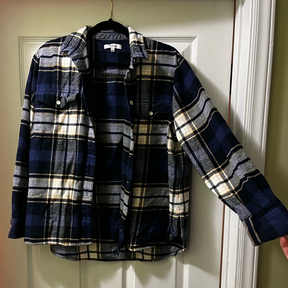 Madewell plaid button down flannel shirt